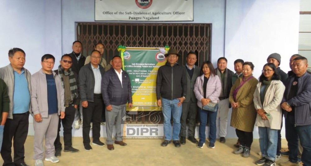 Officials and others during the inauguration of the newly constructed office building of the Sub-Divisional Agriculture Office at Pungro Town on January 27. (DIPR Photo)